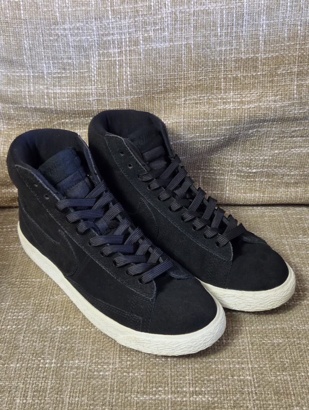 Nike Blazer Mid GS Black Suede High Top Sneakers - Youth Size 6.5Y  895850-003